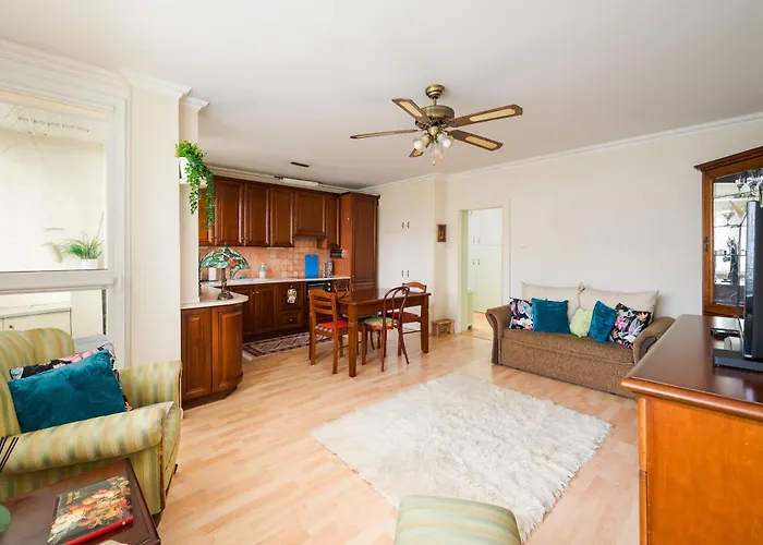 Apartment Targowek Homely By Bookinghost