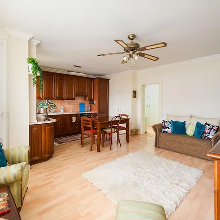 Apartment Targowek Homely