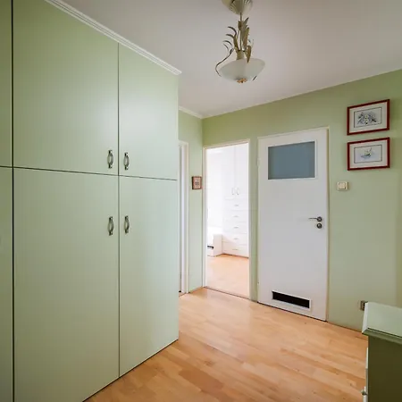 Targowek Homely Apartment Warsaw